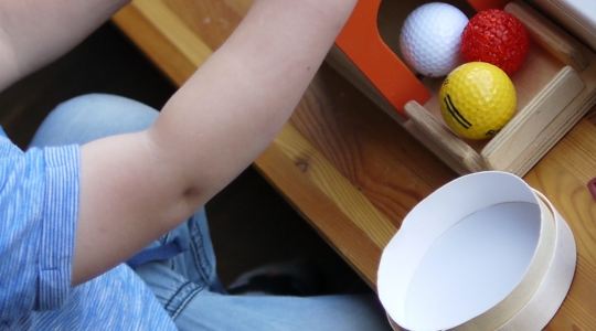 Milline on Montessori-sõbralik mänguasi?